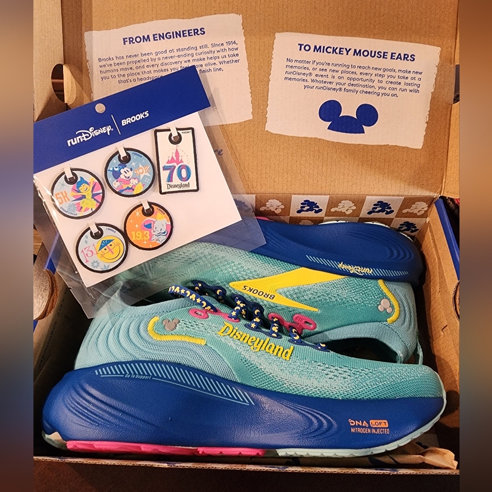 Brooks Adrenaline GTS 25 Disneyland Half Marathon Weekend Limited Edition. - Picture 11 of 12